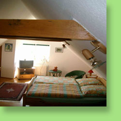 Schlafzimmer Bett